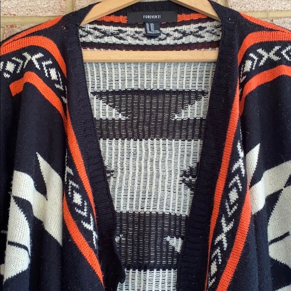 Aztec print cardigan sweater (black) - Picture 6 of 8